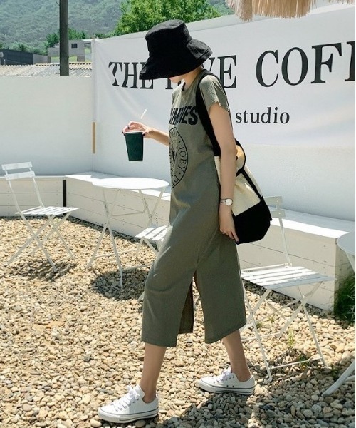 mayblue（メイブルー）の「MAYBLUE フロントプリントスリットワンピース（ワンピース・レディース・カーキ・FREE）」の11枚目の写真