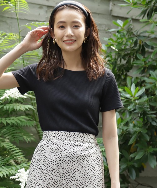 N.（N. Natural Beauty Basic）（エヌエヌナチュラルビューティーベーシック）の「三角テレコインナー（Tシャツ/カットソー・レディース・ホワイト/ブラック/ベージュ・MEDIUM）」の2枚目の写真