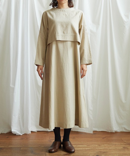 Lene(レネ)の「フラワーステッチ刺繍 セットアップワンピース(ワンピース・レディース・ベージュ/カーキ・FREE)」の16枚目の写真