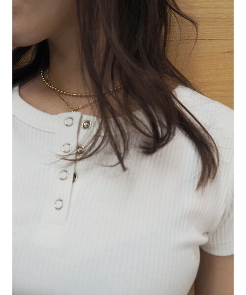 EVRIS（エヴリス）の「ヘンリークロップドTEE（Tシャツ/カットソー・レディース・ホワイト/ブラック/ブルー/パープル・FREE）」の10枚目の写真