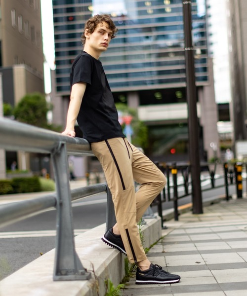 5351 POUR LES HOMMES(ゴーサンゴーイチプールオム)の「ナイロン4WAY ストレッチ クロス パンツ(その他パンツ・メンズ・ブラック/ベージュ/カーキ・44/46/48/50)」の17枚目の写真