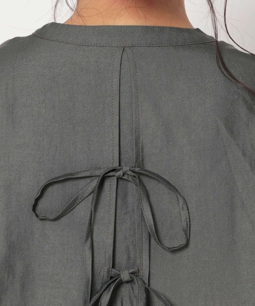 mysty woman（ミスティウーマン）の「レイヤードチュニックシャツ 229077（シャツ/ブラウス・レディース・オフホワイト/チャコール/イエロー系・FREE）」の20枚目の写真