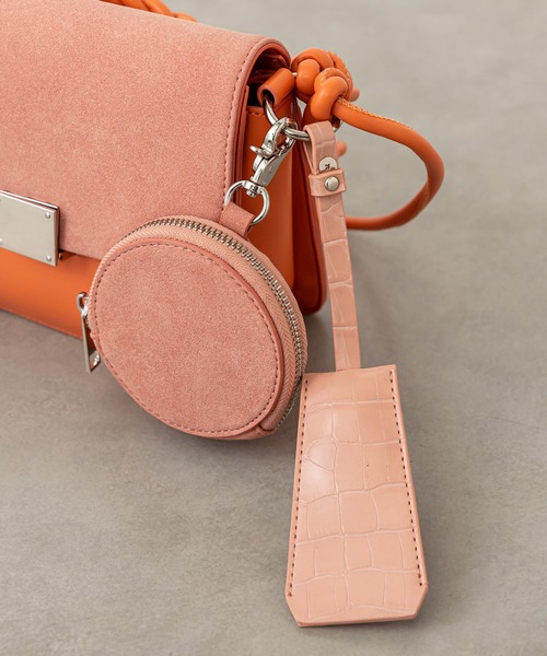 mystic（ミスティック）の「フェイクスエードドッキングハンドBAG（ショルダーバッグ・レディース・ブラック/オレンジ・ONE SIZE）」の8枚目の写真