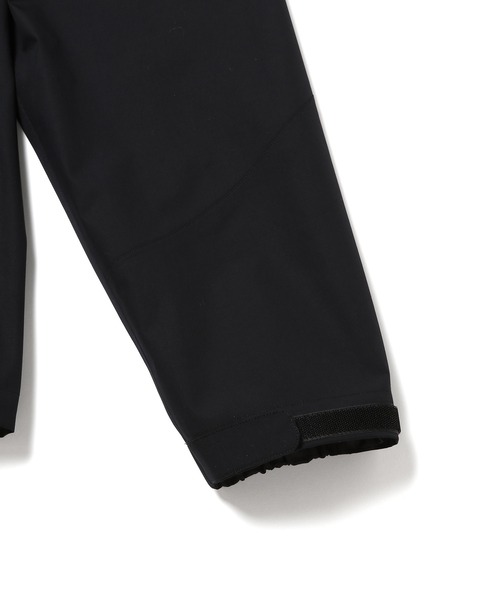 ADAM ET ROPE'（アダムエロペ）の「【PENFABRIC/ペンファブリック】3レイヤー マウンテンパーカー/耐久性/撥水性/透湿性/防風性（マウンテンパーカー・メンズ・チャコールグレー/ブラック/グレー系その他・S/M/L）」の12枚目の写真