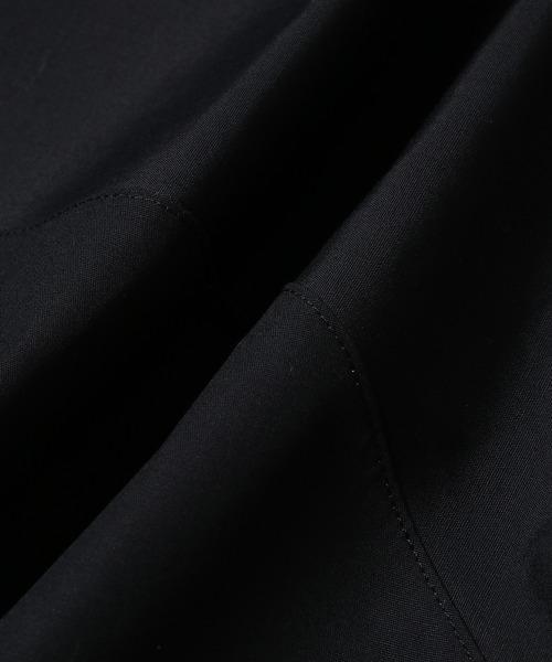 ADAM ET ROPE'（アダムエロペ）の「【PENFABRIC/ペンファブリック】3レイヤー マウンテンパーカー/耐久性/撥水性/透湿性/防風性（マウンテンパーカー・メンズ・チャコールグレー/ブラック/グレー系その他・S/M/L）」の19枚目の写真