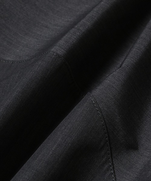 ADAM ET ROPE'（アダムエロペ）の「【PENFABRIC/ペンファブリック】3レイヤー マウンテンパーカー/耐久性/撥水性/透湿性/防風性（マウンテンパーカー・メンズ・チャコールグレー/ブラック/グレー系その他・S/M/L）」の13枚目の写真