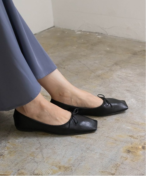 RANDA（ランダ）の「ストレスフリー/ソフト ワイドスクエアトゥバレエシューズ（バレエシューズ・レディース・アイボリー/ブラック/ブロンズ/ベージュ・22.5/23/23.5/24/24.5/25/25.5/22）」の9枚目の写真