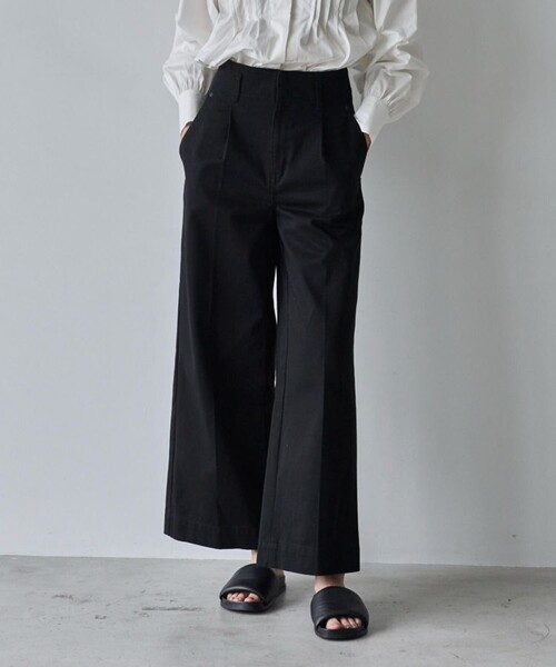 city(シティ)の「【CITY】オーガニックモノトーンデニムストレートパンツ(デニムパンツ・レディース・ホワイト/ブラック・2/1)」の1枚目の写真