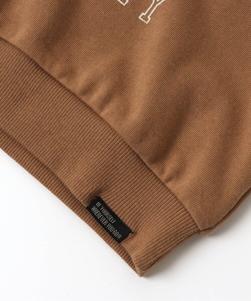 BREEZE（ブリーズ）の「WEB限定 プリントバリエトレーナー（スウェット・キッズ・アイボリー/パープル/グリーン/ダークブルー/ブラック/チャコール/ベージュ/マスタード/ブラウン/ブルー・150/130/140/110/120/100/90）」の22枚目の写真