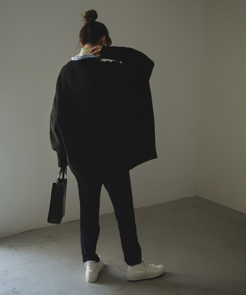 Fashion Letter(ファッションレター)の「Vネックオーバーニットカーディガン(カーディガン/ボレロ・レディース・アイボリー/ライトベージュ/ライトブラウン/ブラック・M)」の11枚目の写真