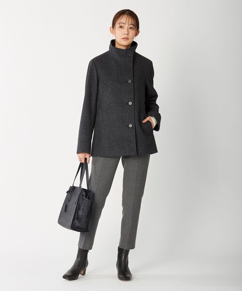 J.PRESS Ladies(J.プレス レディス)の「スーパー110Sショートビーバー スタンドカラーコート(その他アウター・レディース・ライトグリーン系/グレー系/ベージュ系/ライトグレー系・XS)」の18枚目の写真