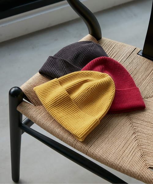 SALON adam et rope'（サロン アダム エ ロペ）の「【極上の肌ざわり】ニットキャップ -CreamyCotton /クリーミーコットン-（ニットキャップ/ビーニー・レディース・オフホワイト/チャコールグレー/パープル/マスタード・FREE）」の4枚目の写真