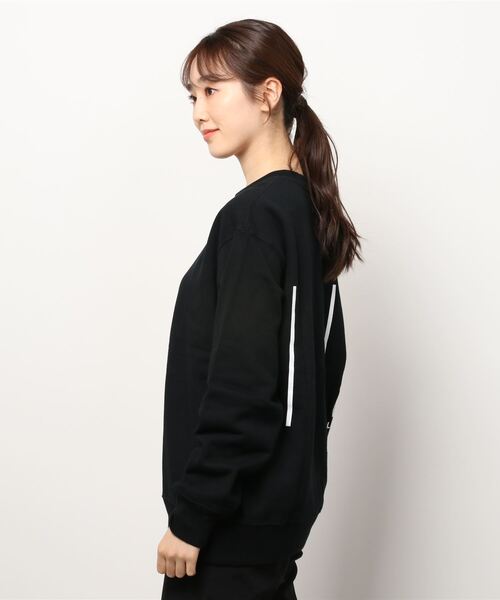KLON（クローン）の「KLON LINE-LOGO SWEAT（スウェット・レディース・ブラック・M/L）」の5枚目の写真