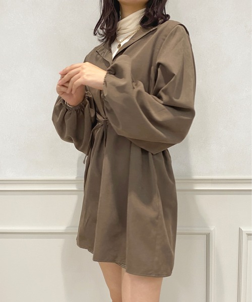 apres jour（アプレジュール）の「タック＆スリーブシャツ【ZOZOTOWN限定アイテム】（シャツ/ブラウス・レディース・ダークブラウン/ベージュ/アイボリー/ブラウン系その他・X-LARGE/フリー）」の6枚目の写真
