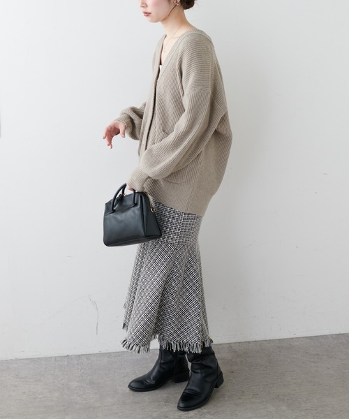 natural couture（ナチュラルクチュール）の「裾フリンジマーメイドツイードスカート（スカート・レディース・ブラック/ベージュ/オフホワイト・FREE）」の6枚目の写真