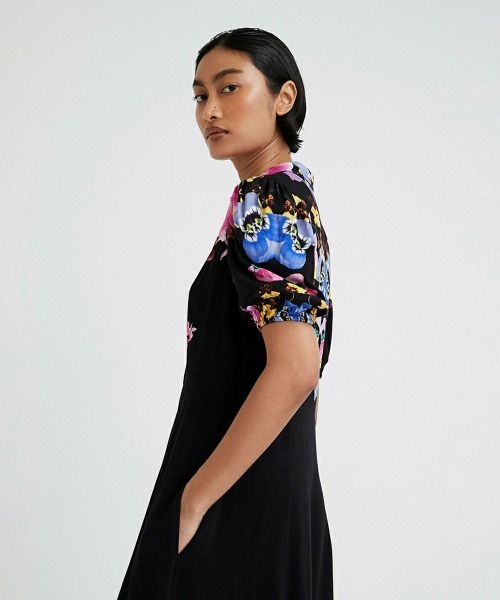 Desigual（デシグアル）の「M. Christian Lacroix ロング