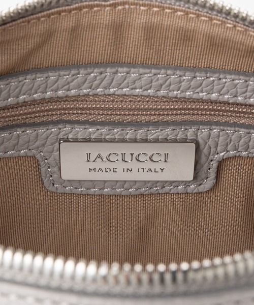美品 イアクッチ ベルタ XS 2way ショルダーバッグ ウエストポーチ IACUCCI（イアクッチ）の「ベルタ XS CERVO（ショルダーバッグ