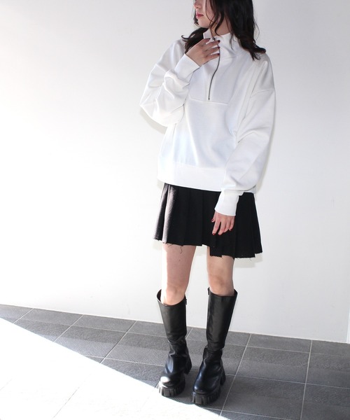 one way(ワンウェイ)の「【oneway Jeans】ハーフZIP裏起毛トップス(パーカー・レディース・ホワイト/ブラック系その他・FREE)」の3枚目の写真