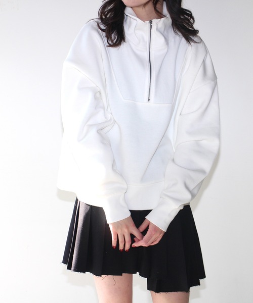 one way(ワンウェイ)の「【oneway Jeans】ハーフZIP裏起毛トップス(パーカー・レディース・ホワイト/ブラック系その他・FREE)」の4枚目の写真