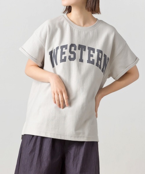 OMNES（オムネス）の「バスク生地 ロゴプリントフレンチスリーブTシャツ 半袖Tシャツ（Tシャツ/カットソー・レディース・ブラック/グレー/ホワイト/ネイビー・FREE）」の13枚目の写真