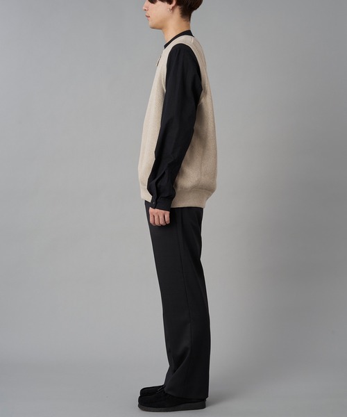 crepuscule（クレプスキュール）の「crepuscule Moss Stitch Zip Vest (2201-003)（ベスト・メンズ・ベージュ/インディゴブルー・2）」の7枚目の写真