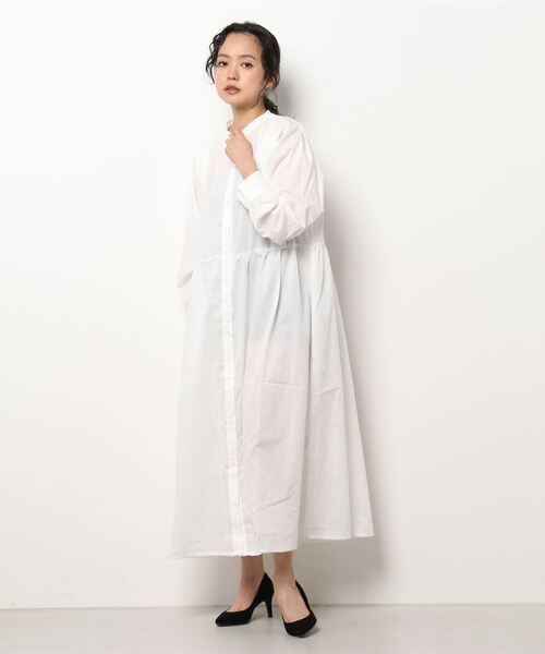 Lugnoncure(ルノンキュール)の「肩タックギャザーワンピース(ワンピース・レディース・オフホワイト/グリーン/ブルー・フリ-)」の6枚目の写真