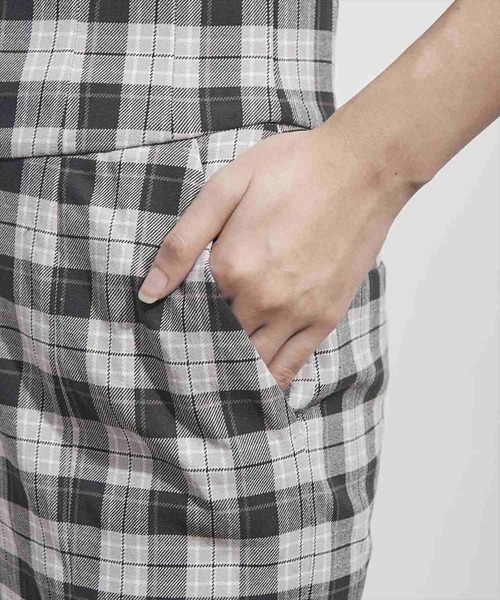 REDYAZEL（レディアゼル）の「チェック柄ホック付マーメイドスカート（スカート・レディース・ブラック/グリーン・SMALL/MEDIUM）」の20枚目の写真