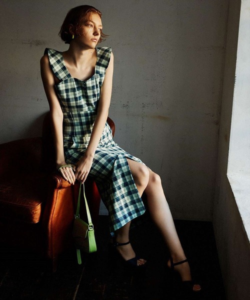 REDYAZEL（レディアゼル）の「チェック柄ホック付マーメイドスカート（スカート・レディース・ブラック/グリーン・SMALL/MEDIUM）」の4枚目の写真