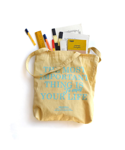 e-zakkamania stores(イーザッカマニアストアーズ)の「ロゴプリント カラフル トートバッグ(トートバッグ・レディース・ライトピンク/ライム/イエロー/ケリーグリーン/フューシャピンク・-)」の6枚目の写真