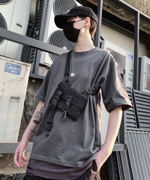 .KOM（ドットコム）の「A'GEM/9 × .kom『.kom/ドットケーオーエム』スモールバッグセット ショルダーバッグ（ショルダーバッグ・メンズ・ブラック/グレー・FREE）」の13枚目の写真