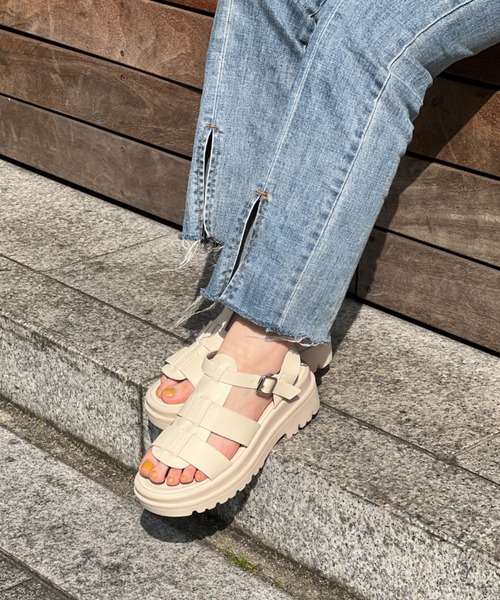 Chez toi(シェトワ)の「ボリュームグルカサンダル(サンダル・レディース・ブラック/オフホワイト・S/M/L)」の16枚目の写真