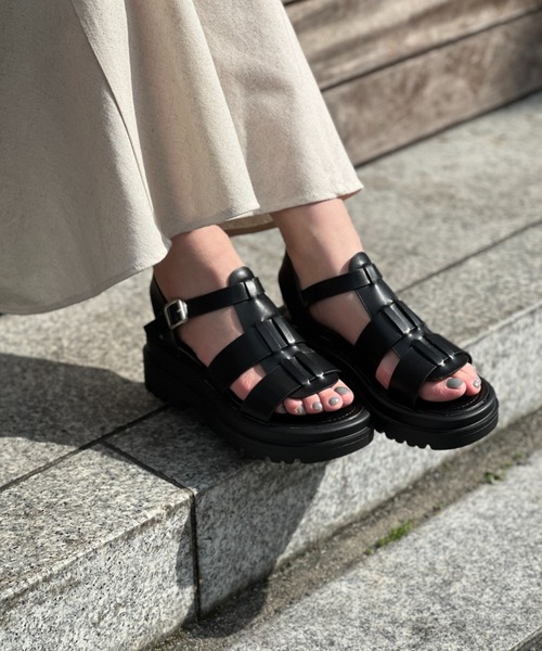 Chez toi(シェトワ)の「ボリュームグルカサンダル(サンダル・レディース・ブラック/オフホワイト・S/M/L)」の9枚目の写真