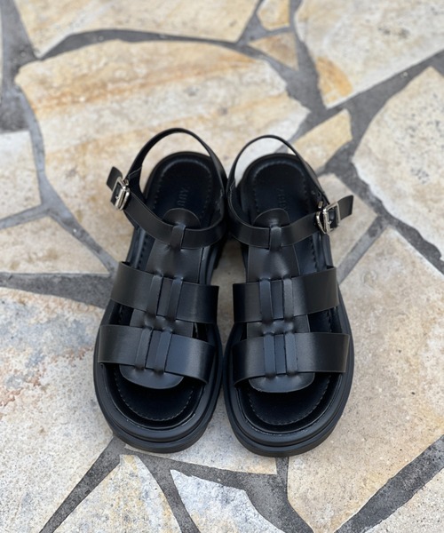 Chez toi(シェトワ)の「ボリュームグルカサンダル(サンダル・レディース・ブラック/オフホワイト・S/M/L)」の19枚目の写真