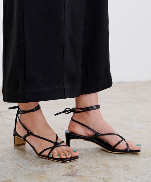 UR'S（ユアーズ）の「ﾚｰｽｱｯﾌﾟｻﾝﾀﾞﾙ（サンダル・レディース・ベージュ/ブラック・M/LL/L/S）」の17枚目の写真