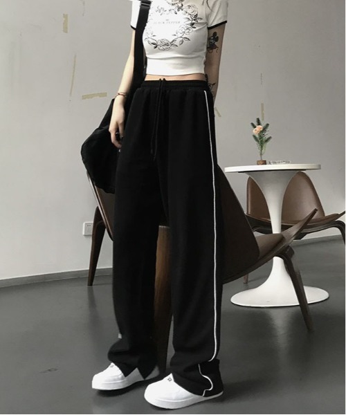 gossip！ロサンゼルス（ゴシップロサンゼルス）の「ストレートワイドレッグルーズカジュアルストリートパンツ（スウェットパンツ・レディース・グレー/ブラック・FREE）」の6枚目の写真