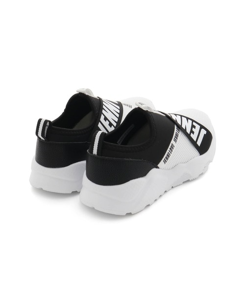 JENNI love（ジェニィラブ）の「ロゴスリッポンスニーカー（スニーカー・キッズ・ブラック/オフホワイト・22cm/23cm/24cm/20cm/21cm）」の12枚目の写真