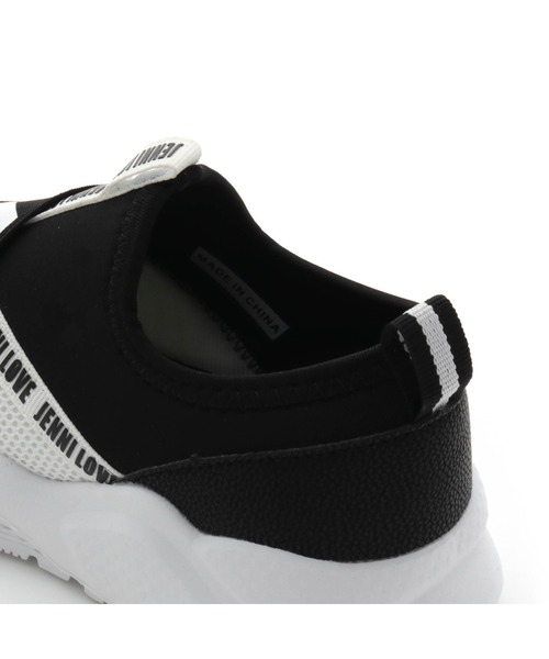 JENNI love（ジェニィラブ）の「ロゴスリッポンスニーカー（スニーカー・キッズ・ブラック/オフホワイト・22cm/23cm/24cm/20cm/21cm）」の18枚目の写真