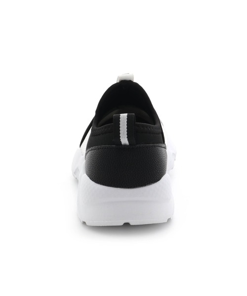 JENNI love（ジェニィラブ）の「ロゴスリッポンスニーカー（スニーカー・キッズ・ブラック/オフホワイト・22cm/23cm/24cm/20cm/21cm）」の15枚目の写真