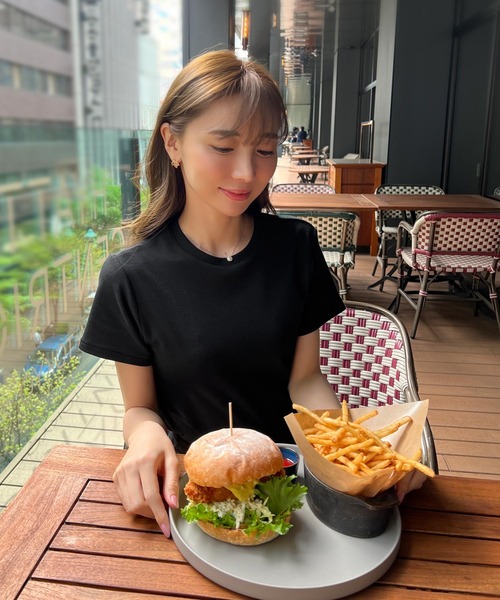 KOBE LETTUCE（コウベレタス）の「[ 岡部あゆみさんコラボ ]バック刺繍Ｔシャツ（Tシャツ/カットソー・レディース・ブラック/ネイビー/オフホワイト・FREE）」の8枚目の写真
