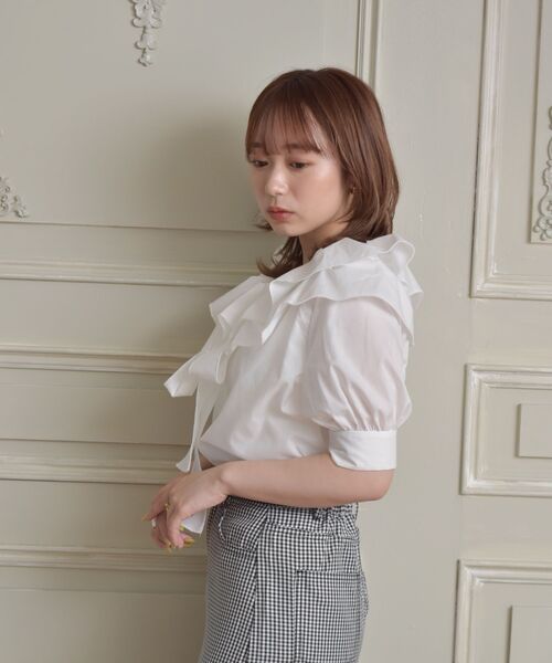 ems excite（エムズエキサイト）の「フリルリボンBL（シャツ/ブラウス・レディース・ブラック/ベージュ/ホワイト・FREE）」の19枚目の写真