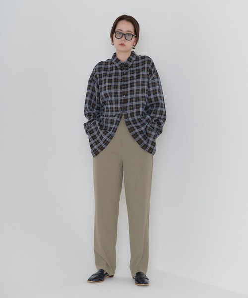 TINA：JOJUN（ティーナジョジュン）の「サマー ルーズテーパードパンツ TINA：JOJUN（スラックス・レディース・カーキ/クリーム・S/M）」の2枚目の写真