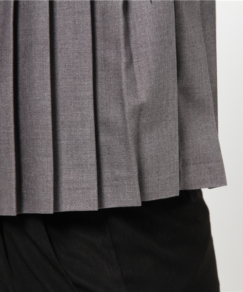 DISCOAT(ディスコート)の「【Discoat】プリーツキャミ(シャツ/ブラウス・レディース・オフホワイト/グレー・フリ-)」の4枚目の写真