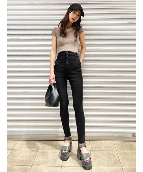 EMODA(エモダ)の「クロスフィットニット(ニット/セーター・レディース・ベージュ/ホワイト/ブラック/ブルー・FREE)」の7枚目の写真