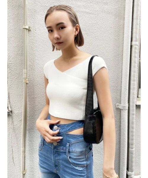 EMODA(エモダ)の「クロスフィットニット(ニット/セーター・レディース・ベージュ/ホワイト/ブラック/ブルー・FREE)」の22枚目の写真