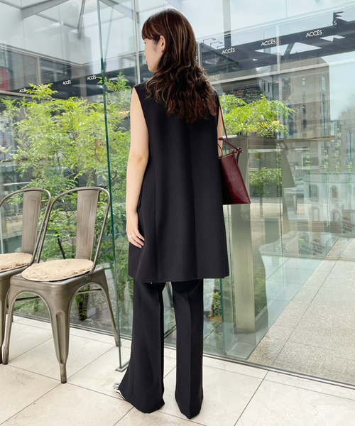 journal standard L'essage(ジャーナルスタンダードレサージュ)の「マットクロススリットパンツ(その他パンツ・レディース・ブラック/ベージュ・38/36)」の4枚目の写真