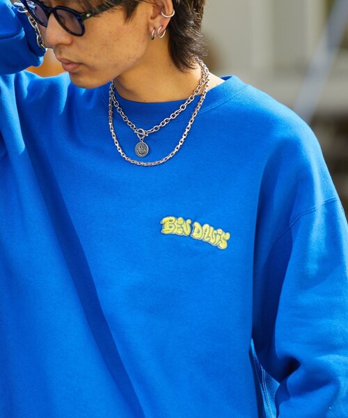 BEN DAVIS（ベンデイビス）の「【BEN DAVIS/ベンデイビス】別注タギングバックプリントクルーネックスウェット/裏起毛/ユニセックス（スウェット・メンズ・チャコールグレー/ライトグレー/ブルー/グリーン・SMALL/MEDIUM/LARGE/X-LARGE）」の4枚目の写真