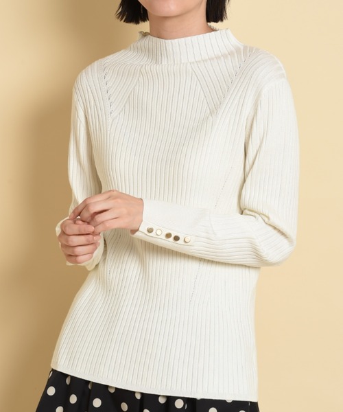 INTERPLANET(インタープラネット)の「ボトルネックヒートプルオーバー(ニット/セーター・レディース・オフホワイト/ブラック/マスタード/ホワイト系/ブルー・FREE)」の1枚目の写真