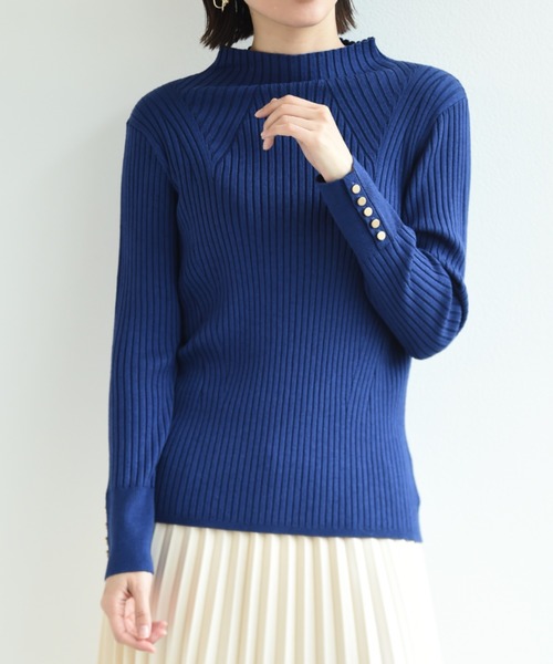 INTERPLANET(インタープラネット)の「ボトルネックヒートプルオーバー(ニット/セーター・レディース・オフホワイト/ブラック/マスタード/ホワイト系/ブルー・FREE)」の4枚目の写真