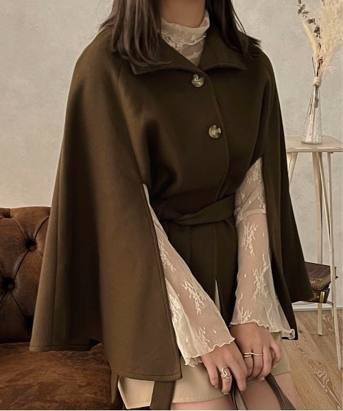 apres jour clair（アプレジュールクレア）の「【apres jour clair】スリットケープコート【ZOZOTOWN限定アイテム】（ポンチョ・レディース・アイボリー/ベージュ/ダークブラウン/ブラック・X-LARGE/フリー）」の20枚目の写真