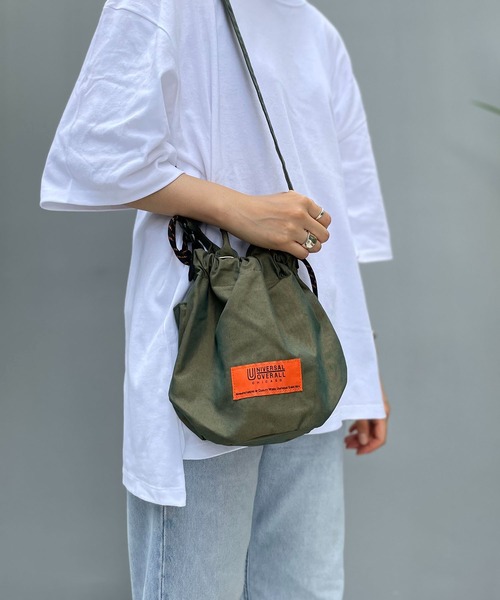 UNIVERSAL OVERALL（ユニバーサルオーバーオール）の「UNIVERSAL OVERALL/ユニバーサルオーバーオール Gabardine 2way pouch(M)  UVO-126（ショルダーバッグ・レディース・ブラック/ベージュ/カーキ・ONESIZE）」の3枚目の写真